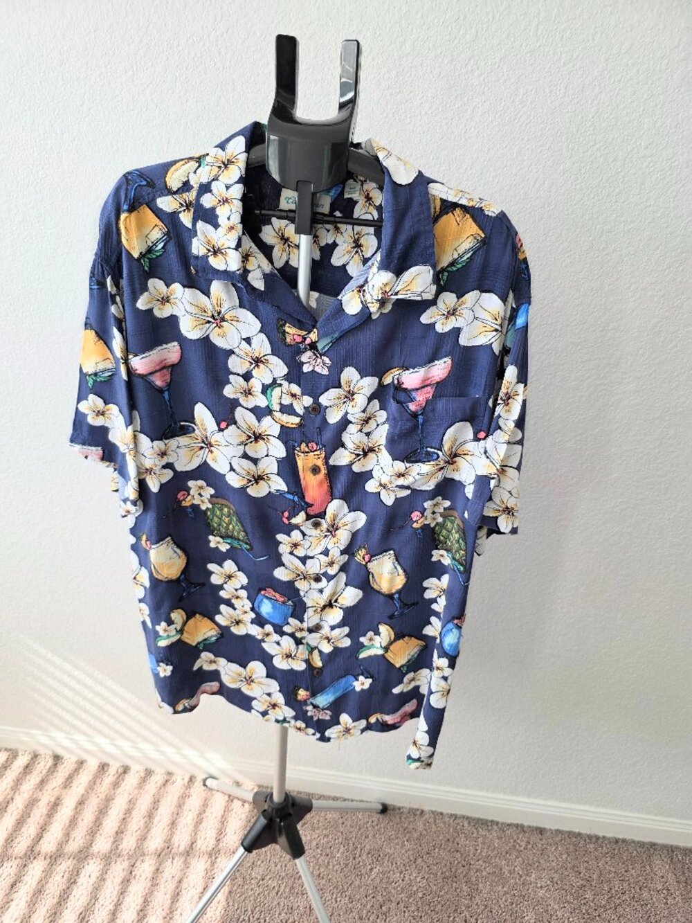 CARIBBEAN MEN 4XB BLUE BACKGROUND WITH TROPICAL FLORAL PRINT SHORT SLEEVE SHIRT